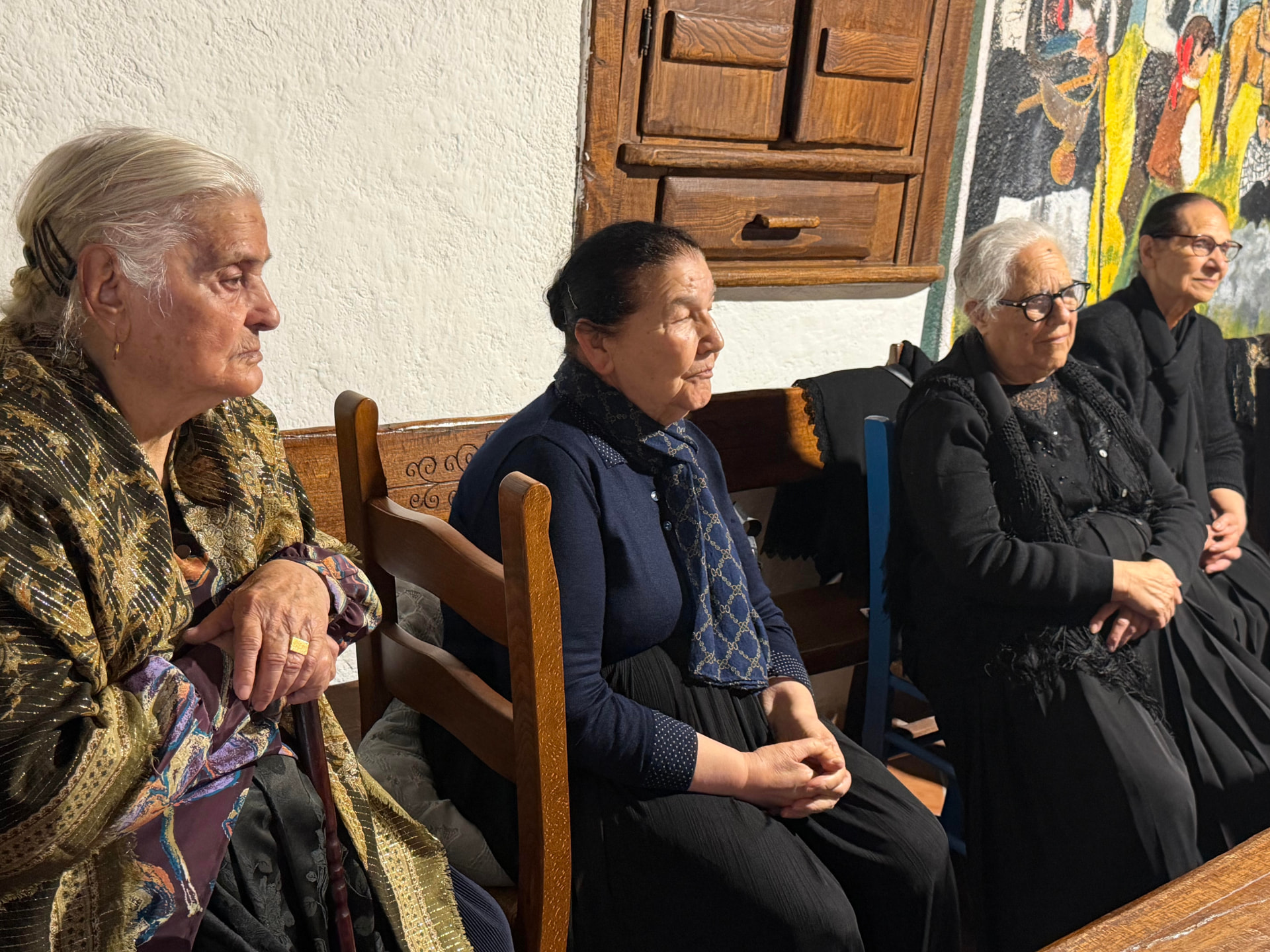 Carte & Compass retreat guests in Sardinia, Italy